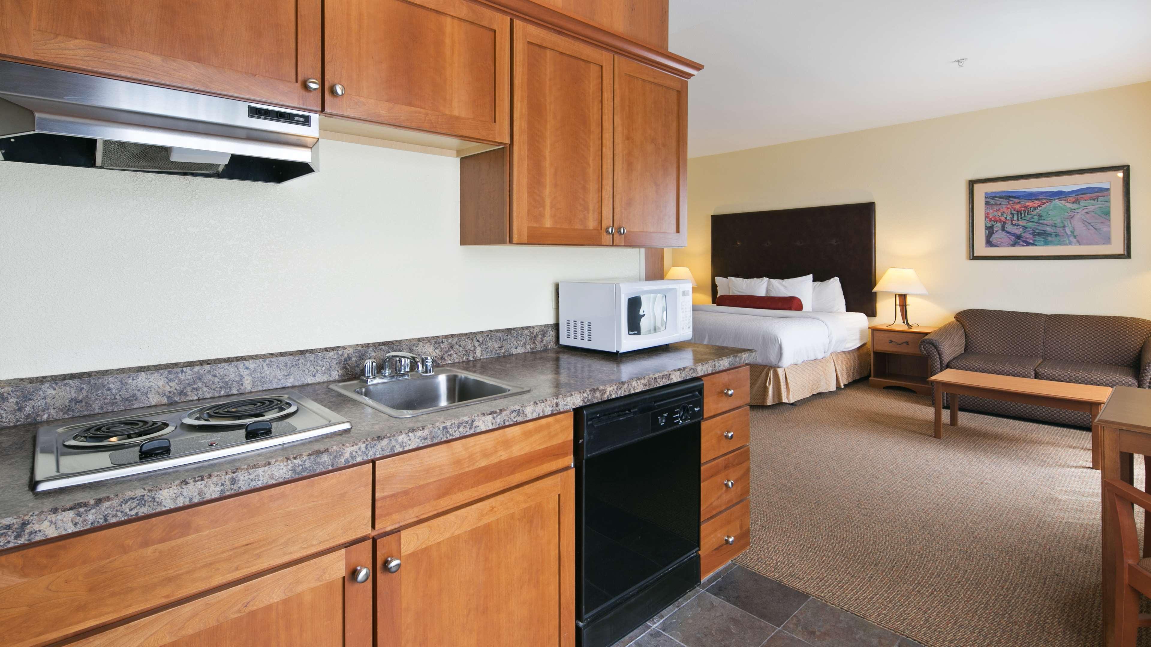 Best Western Plus Ellensburg Hotel Exterior photo